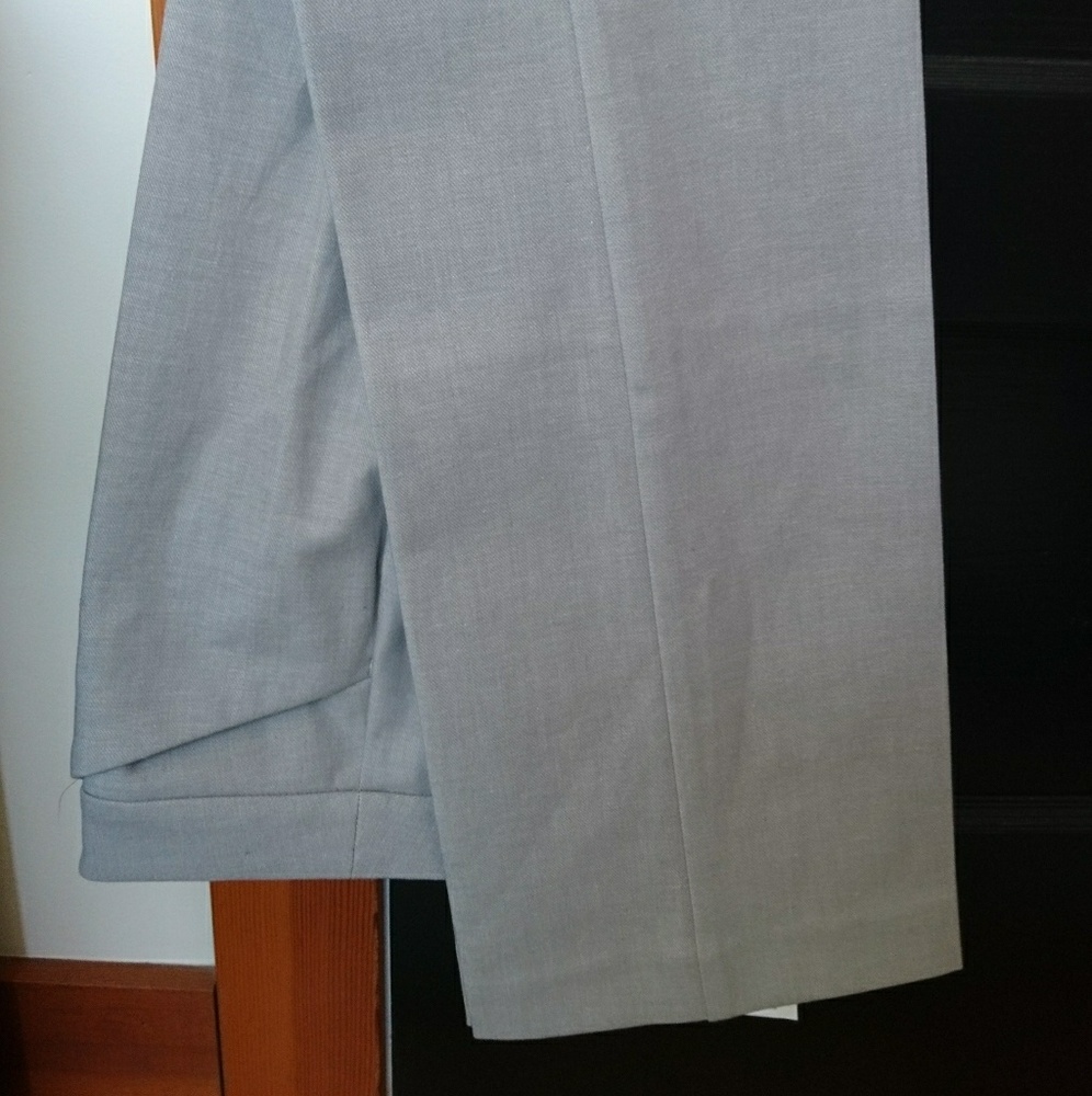 Light gray Express Editor barely boot pants NWT 8R